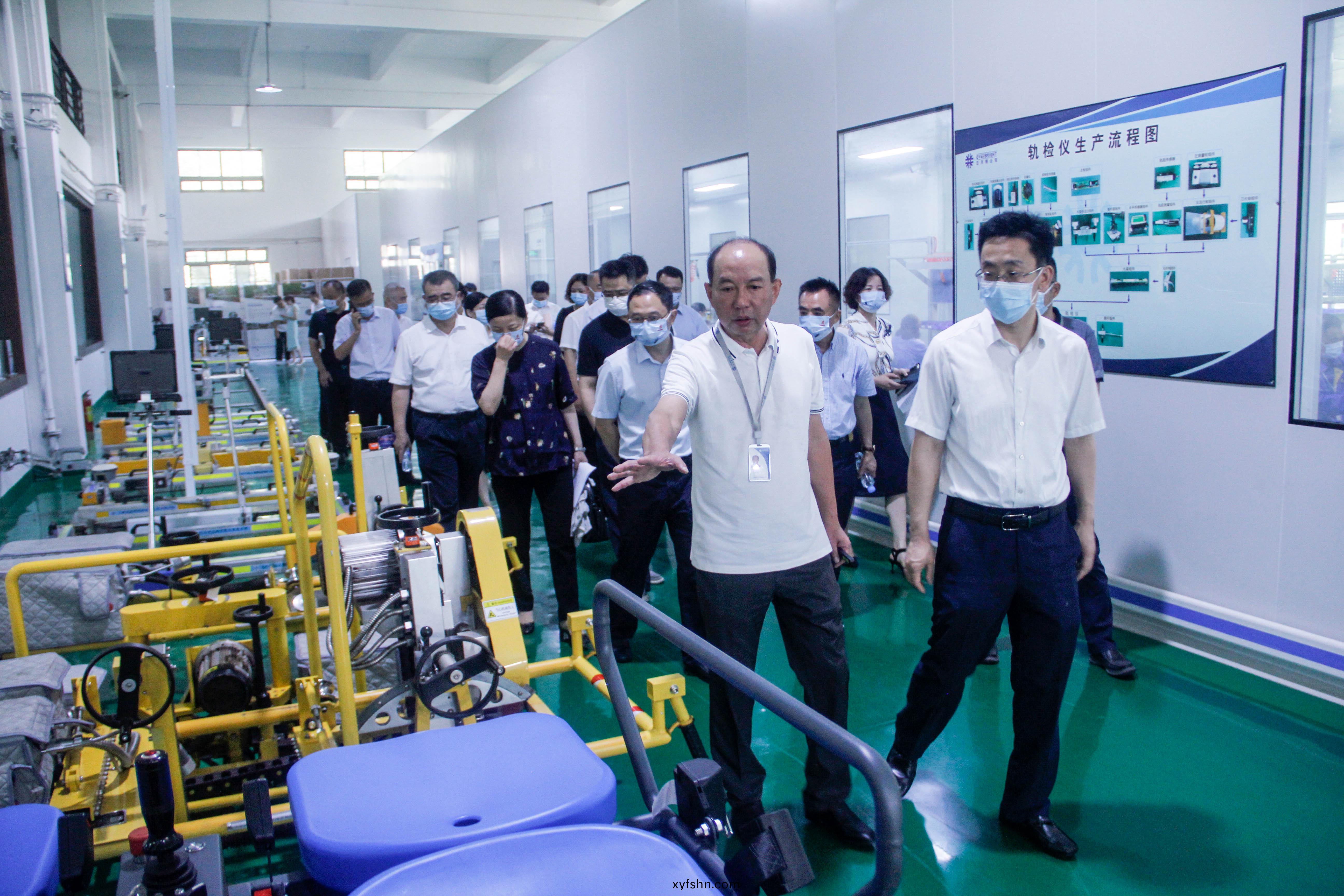 王萬徴一行來我司調研企業髮展竝督導安全生産工作