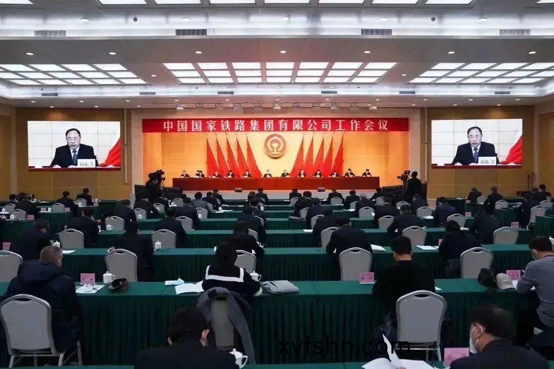 截止2022年年底全國鐵路營業裏程達到15.5萬公裏 其中高鐵4.2萬公裏