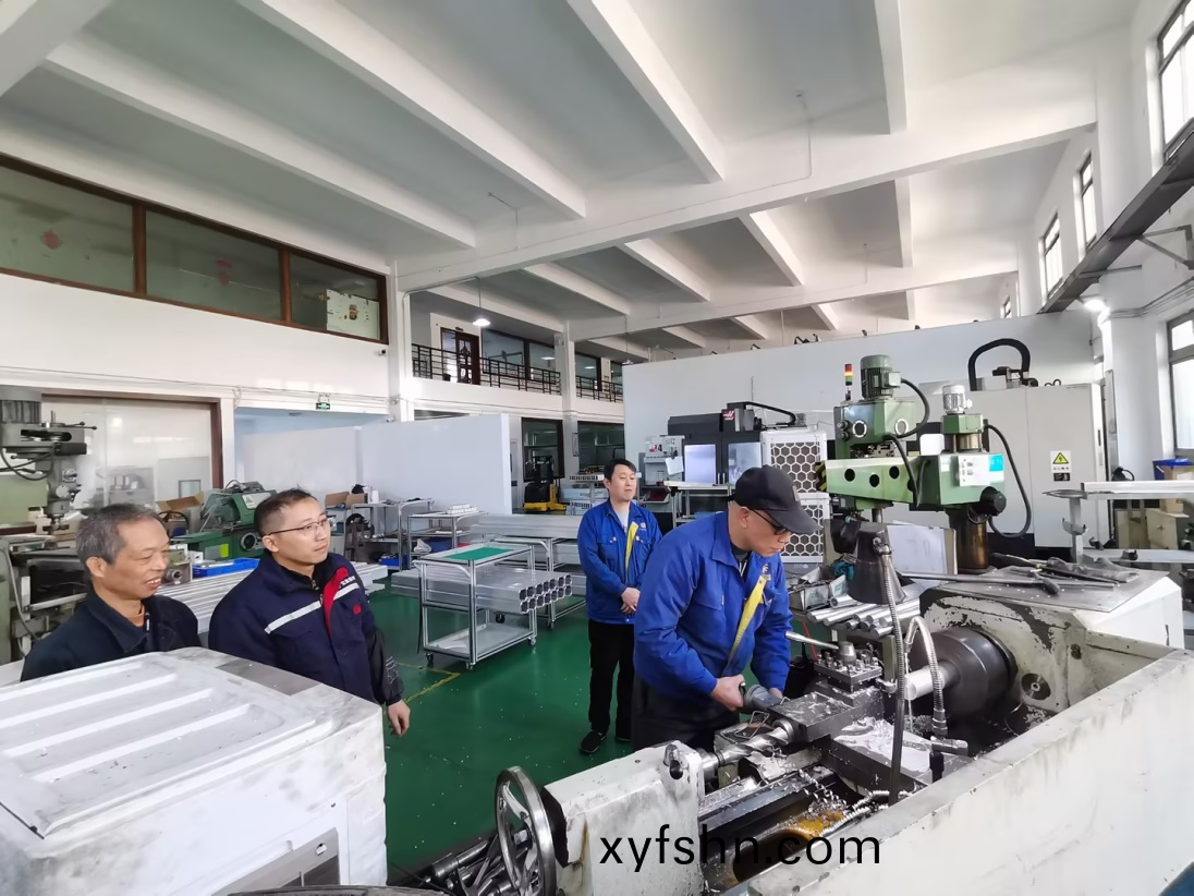 智(zhi)慧(hui)與(yu)汗水的璀(cui)璨交響(xiang) ——機(ji)加經驗分亯會(hui)